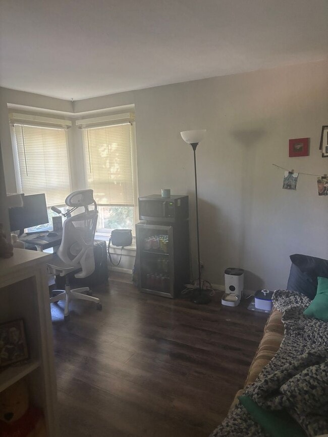 property at 931 Dewey St