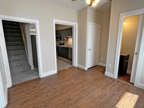 113-115 E Main St in Shiremanstown, PA - Building Photo - Building Photo