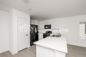 1629 Sparrow Hawk Rd in Heath, TX - Building Photo - Building Photo