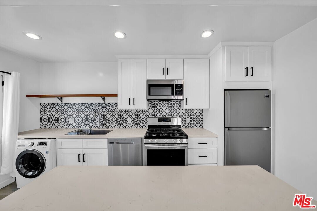 2546 3rd St in Santa Monica, CA - Building Photo