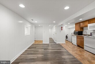 141 Uhland Terrace NE in Washington, DC - Building Photo - Building Photo