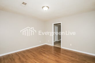 3316 Sweet Springs Dr in Memphis, TN - Building Photo - Building Photo