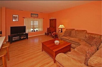 8201 Normandy Dr in Mount Laurel, NJ - Building Photo - Building Photo