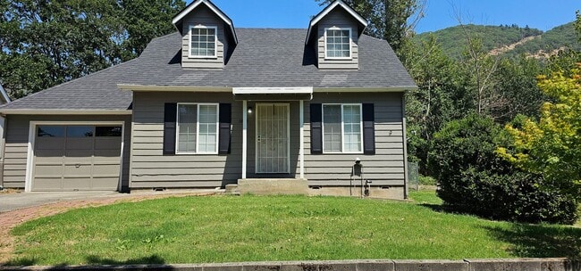 property at 1090 NE Hefley St