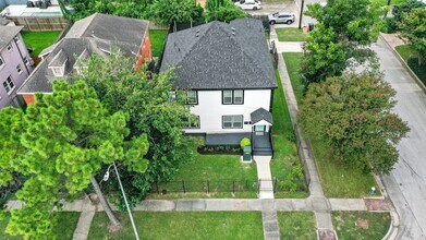 2802 Arbor St in Houston, TX - Foto de edificio - Building Photo