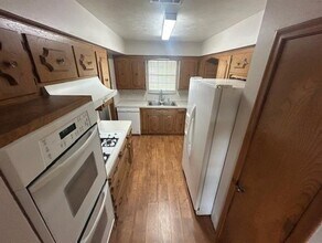 615 Devonshire Dr in Richardson, TX - Building Photo - Building Photo