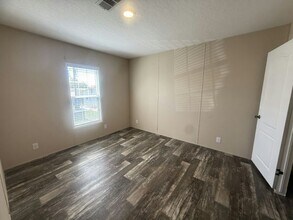 4125 Park St N in St. Petersburg, FL - Building Photo - Building Photo