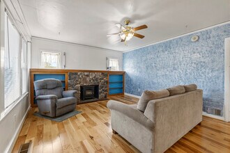 735 N 2nd St in Klamath Falls, OR - Building Photo - Building Photo