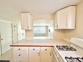 8549 Niles Center Rd in Skokie, IL - Foto de edificio - Building Photo