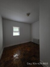 143 Voss Ave in Yonkers, NY - Building Photo - Building Photo