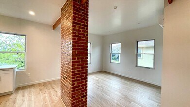 318 Beach 69th St in Queens, NY - Building Photo - Building Photo