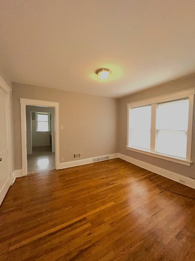 5243 Bancroft Ave, Unit 2E in St. Louis, MO - Building Photo - Building Photo
