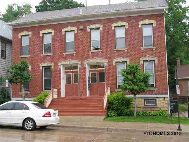 415-419 Loras Blvd in Dubuque, IA - Building Photo