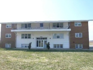 4515 W Shore Dr in Bremen, IN - Building Photo