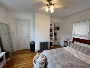 26 White St, Unit 2 in Cambridge, MA - Building Photo - Building Photo