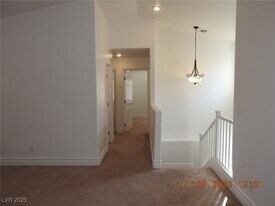 240 Rustic Club Way in Las Vegas, NV - Building Photo