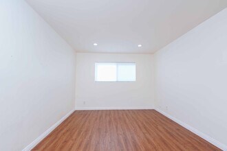 355 S Madison Ave in Pasadena, CA - Building Photo - Building Photo