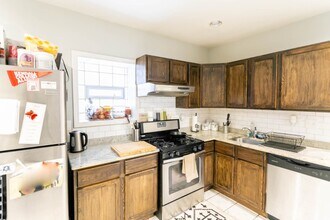 2844 N Whipple St-Unit -CH 1 in Chicago, IL - Building Photo - Building Photo