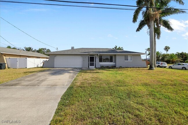 622 SE 32nd St in Cape Coral, FL - Building Photo - Building Photo