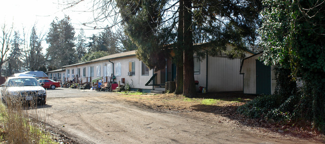 4550 Franklin Blvd in Eugene, OR - Building Photo - Building Photo