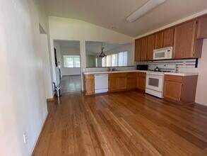 3870 Graham Island Rd in West Sacramento, CA - Building Photo - Building Photo