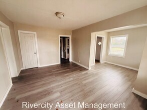 2738 Moonview Rd in Millington, TN - Building Photo - Building Photo