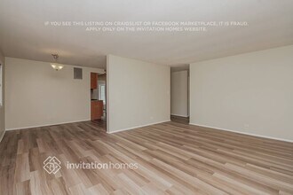 575 Cochise Pl in Carol Stream, IL - Building Photo - Building Photo