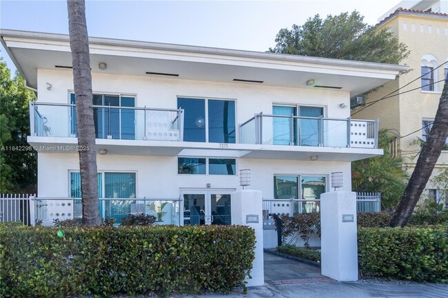 property at 7171 Bay Dr