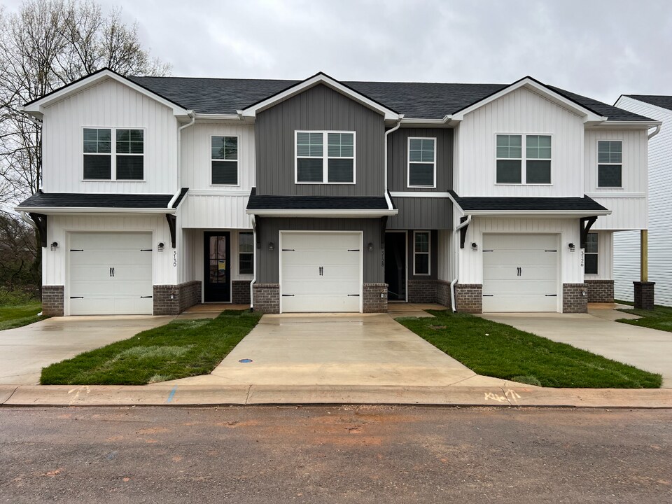 4111 Surprise Valley Way in Knoxville, TN - Building Photo