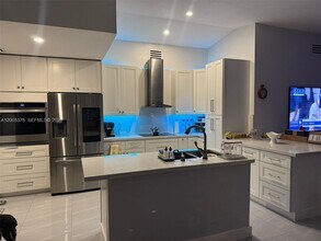 16314 SW 97th St in Miami, FL - Building Photo - Building Photo