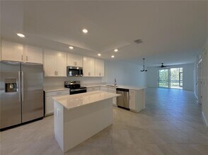 14231 Heritage Landing Blvd in Punta Gorda, FL - Building Photo - Building Photo