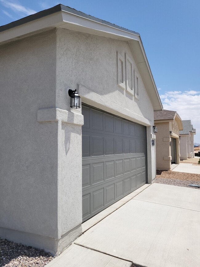 15137 Ambition Ave in El Paso, TX - Building Photo - Building Photo