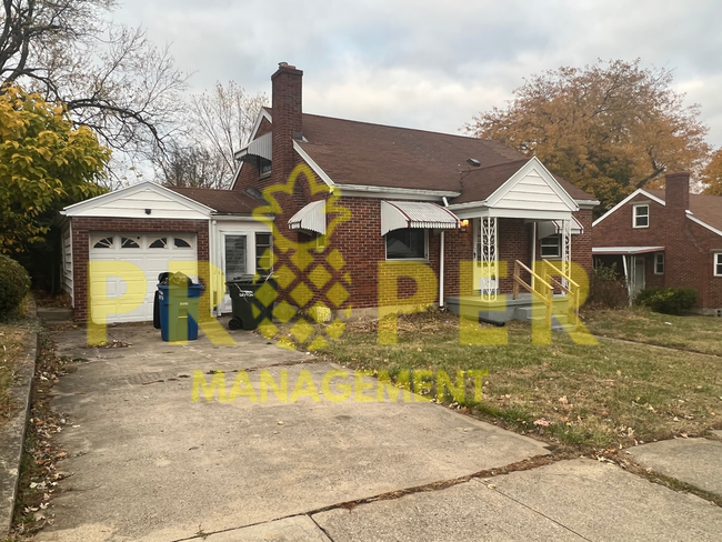 property at 4215 Shenandoah Dr