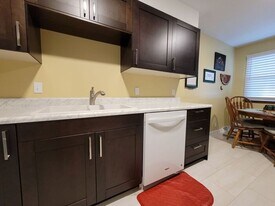 3306 Briar Oak St in Bellevue, NE - Building Photo