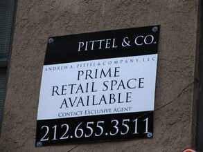 Preston NY 240 East 24th Street in New York, NY - Foto de edificio - Building Photo