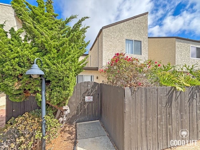 property at 4465 Vision Dr