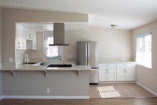 31632 Coast Hwy, Unit A in Laguna Beach, CA - Building Photo