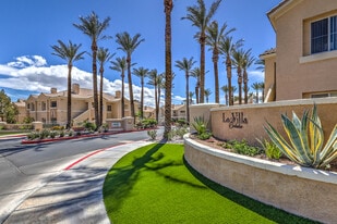 La Villa Estates in Las Vegas, NV - Building Photo
