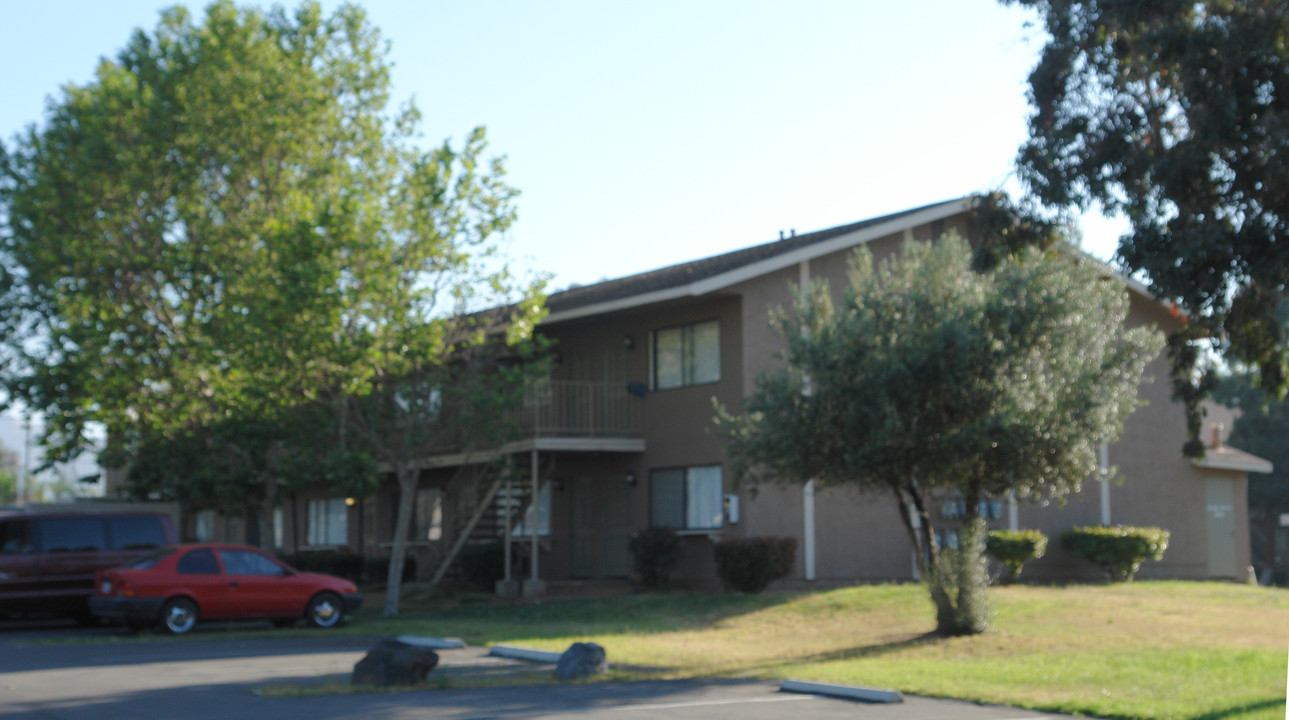 Segovia Apartments in Moreno Valley, CA - Building Photo