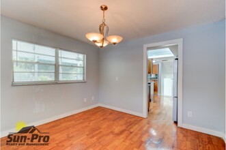 2903 Lantern Dr in South Daytona, FL - Building Photo - Building Photo