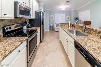 9828 Venezia Cir in Naples, FL - Building Photo - Building Photo