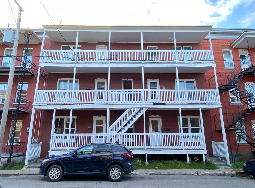 869-875 Richard Rue in Trois-Rivières, QC - Building Photo