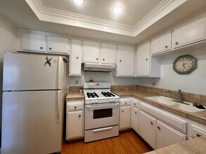 73062 Helen Moody Ln in Palm Desert, CA - Building Photo - Building Photo