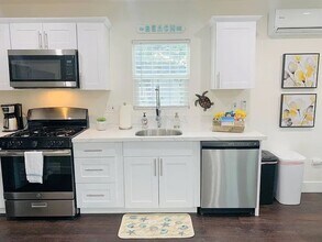 925 Opal St in San Diego, CA - Building Photo - Building Photo