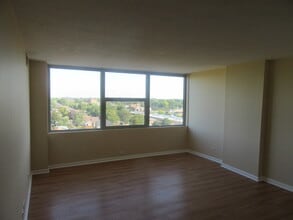 7234 W North Ave in Elmwood Park, IL - Building Photo - Building Photo