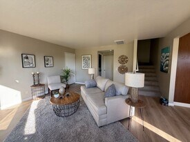 253 Green Meadow Dr in Watsonville, CA - Building Photo