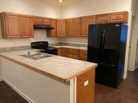 320 S Asbury St in Moscow, ID - Building Photo