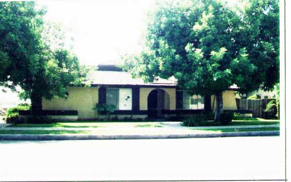 3146 E Orangethorpe Ave in Anaheim, CA - Building Photo