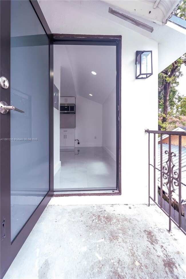 1847 NW 18th Ave in Miami, FL - Building Photo - Building Photo