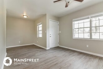 4208 King Alfred Dr in Tampa, FL - Foto de edificio - Building Photo